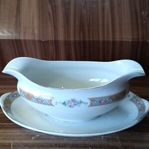 Vintage Nortake Nippon The Luzon gravy bowl 🥣
